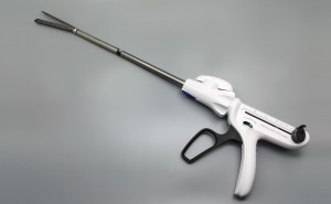 I-Linear Cutting Stapler kunye ne-Components phantsi kwe-Endoscope